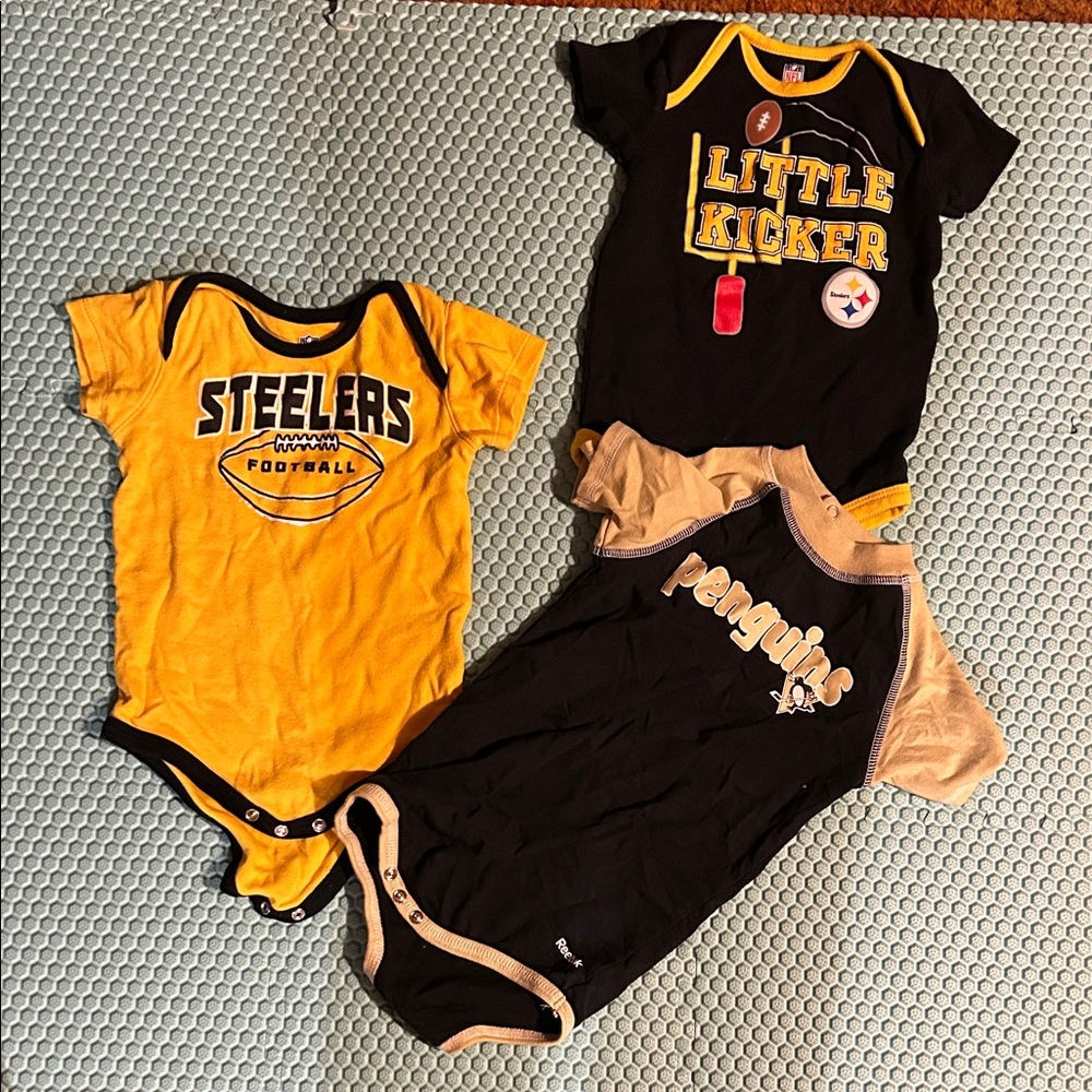 Steelers and Penguins Baby Onesies Set